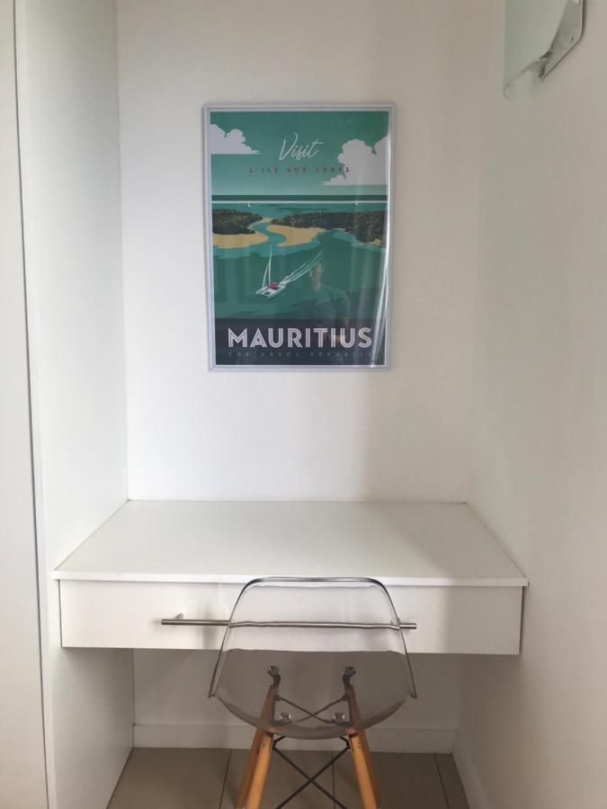Apartment With A Sea View Roches Noires Esterno foto