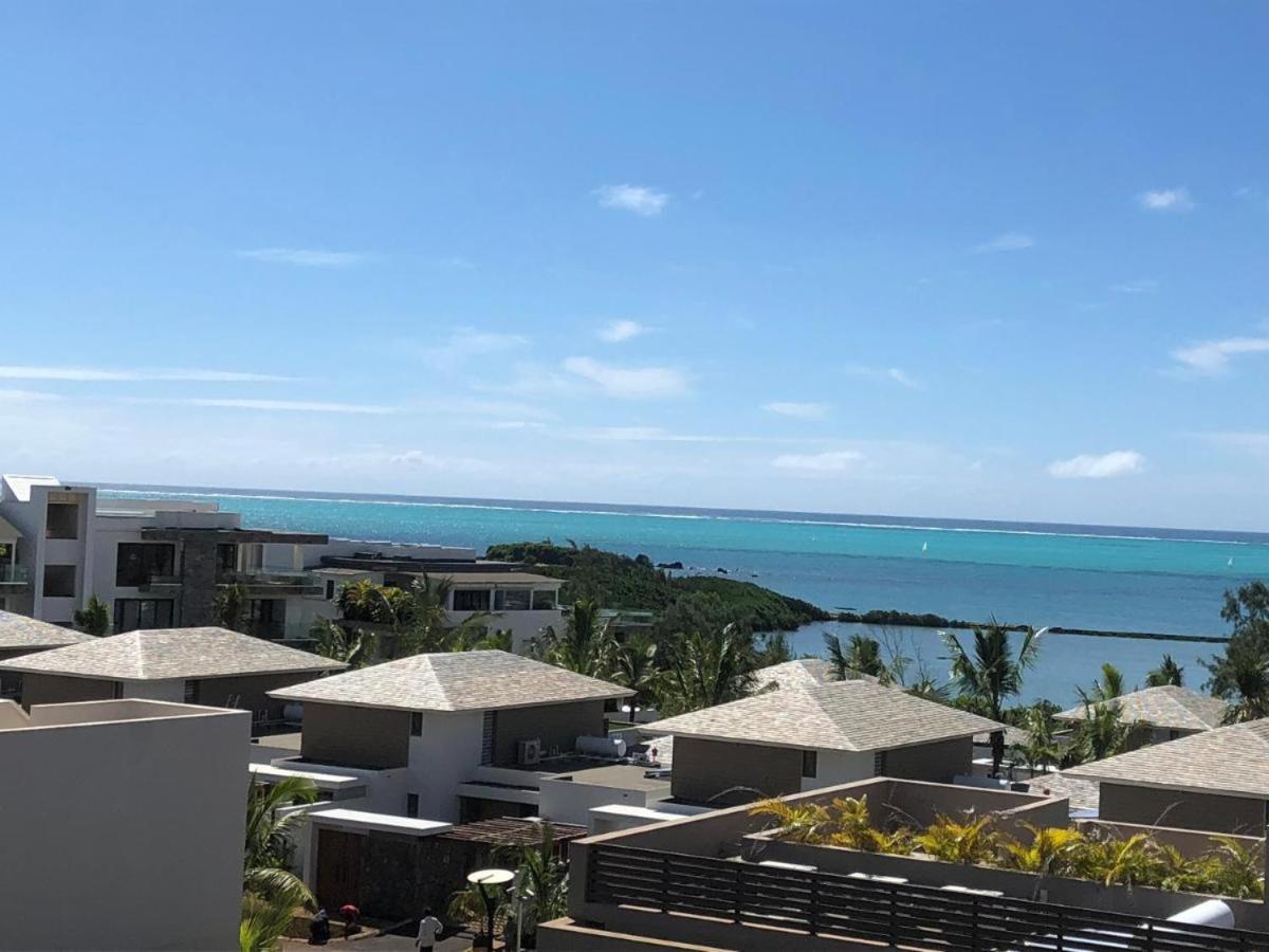 Apartment With A Sea View Roches Noires Esterno foto