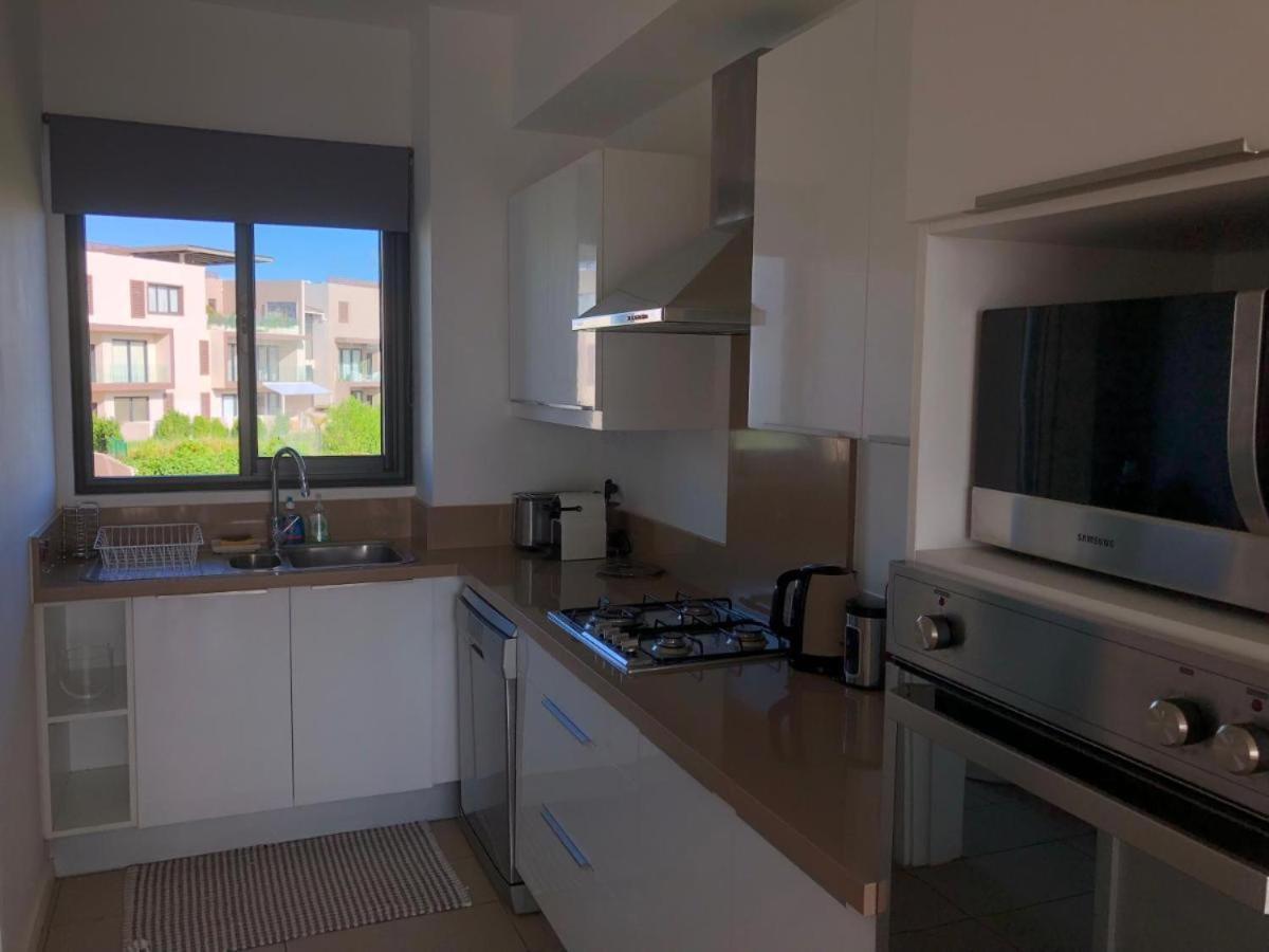 Apartment With A Sea View Roches Noires Esterno foto